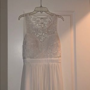 Womens size 4 white maxi dress